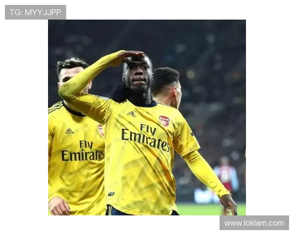 内维斯对阵切尔西的中场调度表现解析