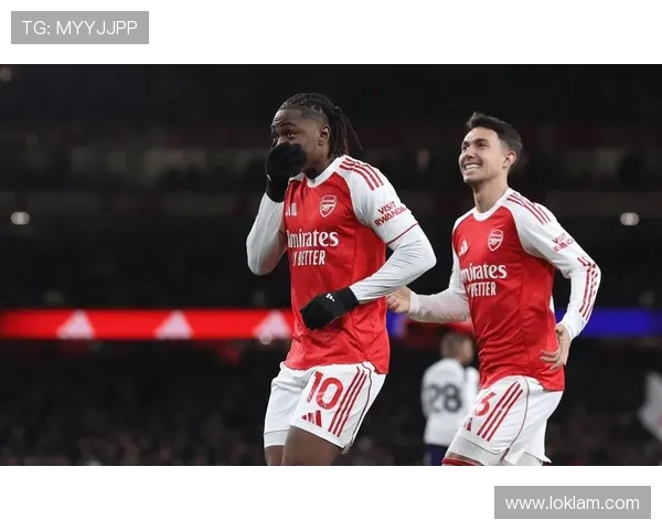 阿森纳争冠经验不足问题逐步显现，对关键比赛表现稳定性造成影响。